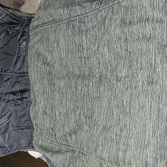 The North Face Flashdry Hooded Pullover Vest large - Picture 8 of 8